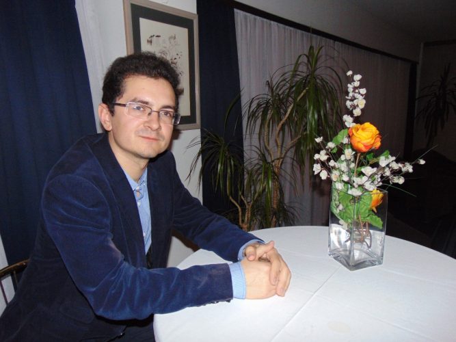 Интервју: Горан Коров, претседател на МКД “Охридски бисер“ од Загреб