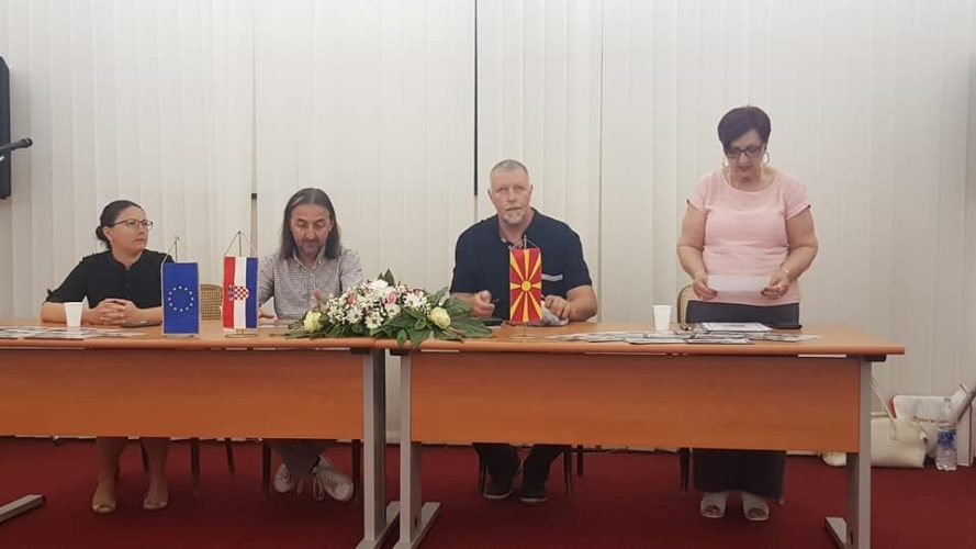 Изложба “Творештво на македонски уметници во РХ” – Задар